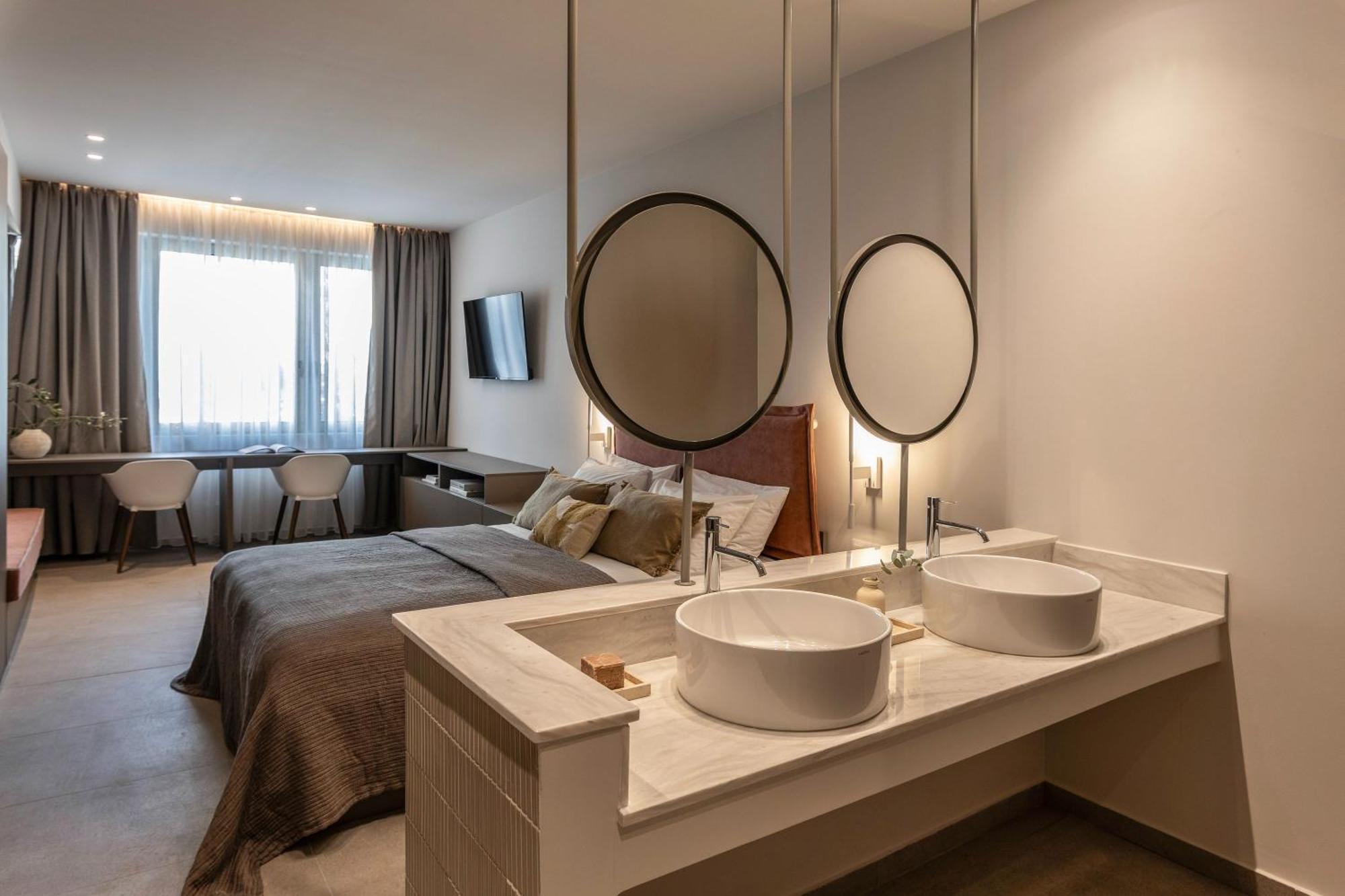 Celestial Athens Suites At Praxitelous Eksteriør bilde